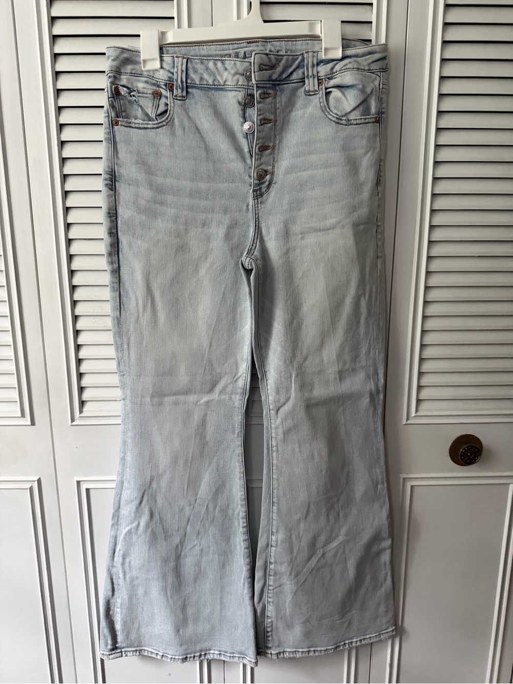 American Eagle Light Wash Women’s Flared Jeans - Light Blue- size 16 regular